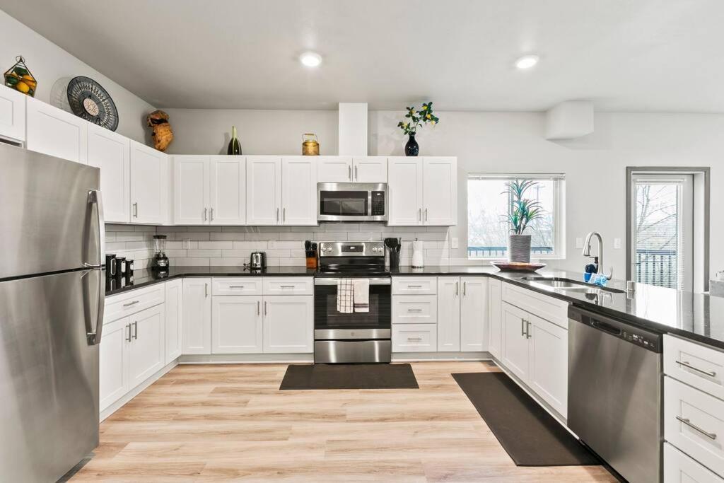 Spacious New 2 Bed 2 Bath Apt By Downtown Spokane Ngoại thất bức ảnh
