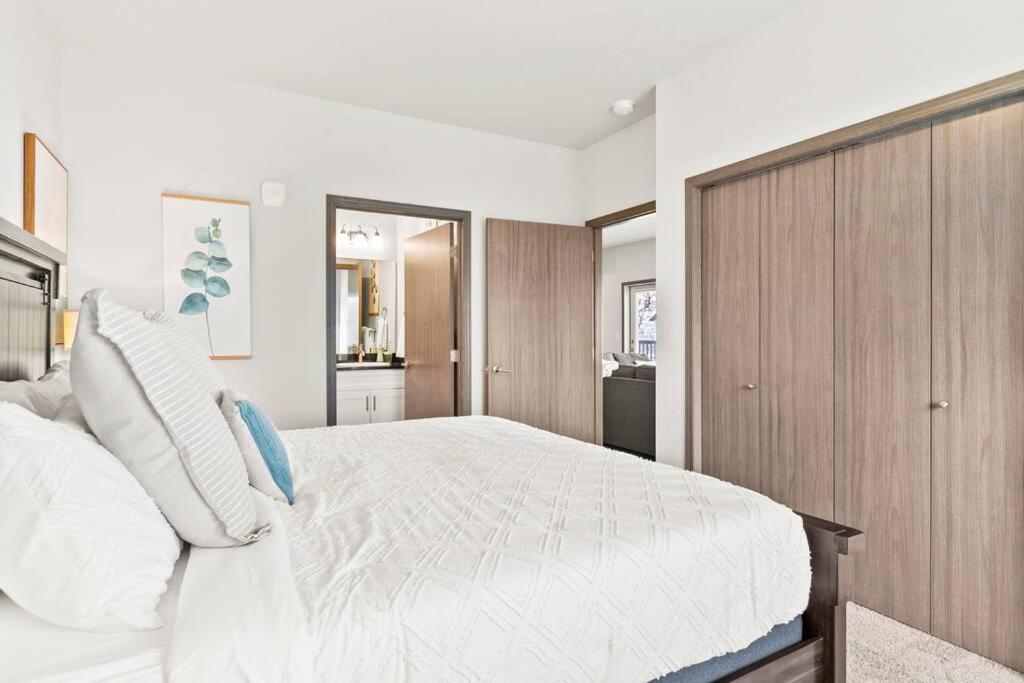 Spacious New 2 Bed 2 Bath Apt By Downtown Spokane Ngoại thất bức ảnh